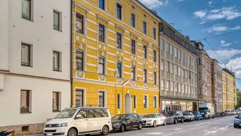 Expose Charmante Altbauwohnung im Hochparterre