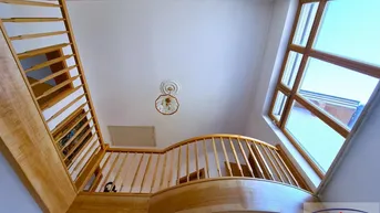 Expose Großzügiges Familienhaus mit großem Grundstück! 