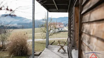 Expose Großes Wohnhaus mit traumhaftem Ausblick in stadtnaher Naturlage!