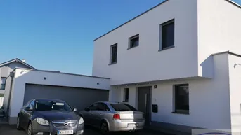 Expose PREISKORREKTUR: Traumhaus in Ried im Traunkreis! 