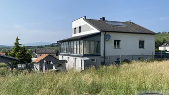 Expose Wohnhaus in sonniger Aussichtslage!