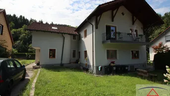 Expose Böhlerwerk: Verkaufe sehr große und schöne Doppelhaushälfte in sonniger Lage!