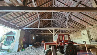 Expose "ACHTUNG NEUER PREIS" Bauernhaus mit Innenhof und Stadel - 2 Wohneinheiten möglich, möbliert, sofort beziehbar!