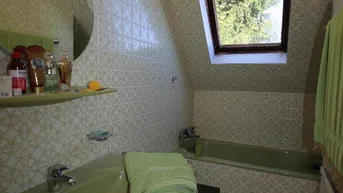 Expose Günstiges, gemütliches Haus mit Keller in Traun!