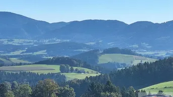 Expose Preiswertes Grundstück am Rechberg: Ruhe, Aussicht und Natur!