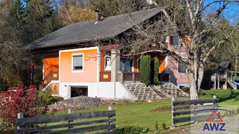 Expose Familienhaus mit großem Grundstück in sonniger Lage!