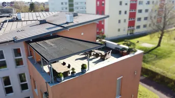 Expose Luxuriöses Terrassenrefugium mit Weitblick &amp; Stil – Wohnen auf höchstem Niveau in Traun