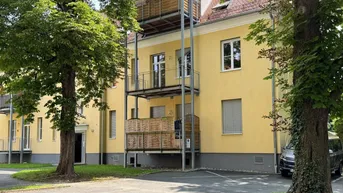 Expose 4% Rendite! | Ertragsobjekt in absoluter Top-Lage - Vermietete Wohnung gegenüber Schloss Eggenberg