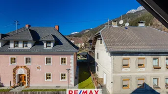 Expose Stilvolles Familienhaus mit unverbaubarem Blick auf die Karnischen Alpen