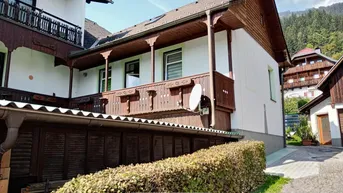 Expose Charmante 2-Geschoss-Wohnung mit Seeblick am Ossiacher See