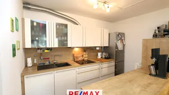 Expose großzügige, attraktive 2 Zimmer-Wohnung
