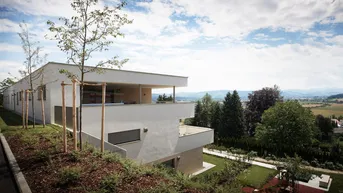 Expose Lebensqualität pur: Ihre Gartenwohnung mit Blick bis zum Traunstein