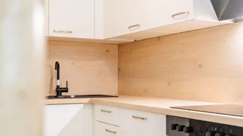 Expose NEUE KÜCHE I *XXL TERRASSE* I HAUPTPLATZ I SEHR HELL I TOP LAGE I BADEWANNE I WG GEEIGNET I HAUSTIERE HERZLICH WILLKOMMEN I AB SOFORT I PROJEKT WOHNEN