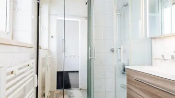 Expose *MODERN SANIERT* I ZENTRALE LAGE I BALKON I CARPORT OPTIONAL I HAUSTIERE WILLKOMMEN I BODENEBENE DUSCHE I WG TAUGLICH I AB SOFORT VERFÜGBAR I PROJEKT WOHNEN I