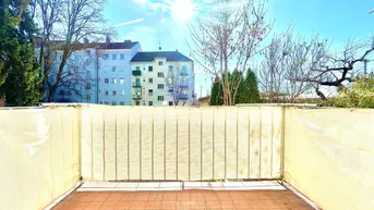 Expose SÜD-BALKON I PARKPLATZ I BADEWANNE I WG TAUGLICH I RUHELAGE I NÄHE HAUPTBAHNHOF I MODERN SANIERT I KELLERABTEIL I HAUSTIERE WILLKOMMEN I AB SOFORT VERFÜGBAR I SEHR HELL I