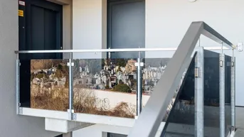 Expose FUßE VOM RUCKERLBERG I DIREKT AM LEONHARDBACH I LKH NÄHE I SÜD-TERRASSE I SACKSTRAßE I ABSOLUTE RUHELAGE I MODERNER GRUNDRISS I EXKLUSIVER NEUBAU I TIEFGARAGE I AB SOFORT VERFÜGBAR I