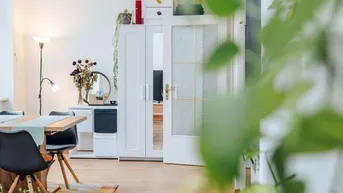 Expose AB 01.07. I DIREKT AM STADTPARK I TRAUMHAFTE WOHNUNG I ZENTRALE LAGE I SEHR RUHIG I MODERN SANIERT I BADEWANNE I MÖBELABLÖSE MÖGLICH I
