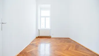 Expose ALTBAU MIT CHARME I AB SOFORT VERFÜGBAR I WG-TAUGLICH I LIFT I HAUSTIERE ERLAUBT I KUNSTHAUS / SÜDTIROLERPLATZ I TOP LAGE I PROJEKT WOHNEN