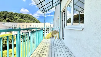 Expose XL-BALKON (W) I LETZTER STOCK I TG - PLATZ I BADEWANNE I SEHR HELL I PARKETT I ABSOLUTE RUHELAGE I FAMILIENFREUNDLICHER GRUNDRISS I AB SOFORT I PROJEKT WOHNEN I