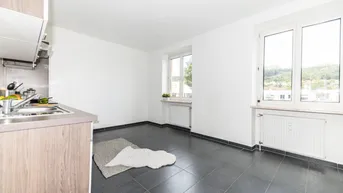 Expose WALK-IN DUSCHE I DESIGNKÜCHE I AB SOFORT I HELLE RÄUME I ZENTRALE LAGE I STILVOLL SANIERT I PROJEKT WOHNEN I