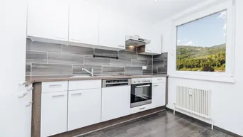 Expose LIFT I LOGGIA I RUHIGE LAGE I LICHTDURCHFLUTET I SCHÖNE AUSSICHT I EINBAUKÜCHE I FAMILIENFREUNDLICH I PROJEKT WOHNEN I