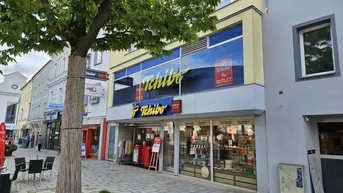 Expose Attraktive Shopfläche Mitten am stark frequentierten / neuen Kaiser-Josef-Platz in Wels-Innenstadt