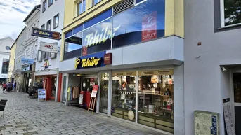 Expose Attraktive Shopfläche Mitten am stark frequentierten / neuen Kaiser-Josef-Platz in Wels-Innenstadt