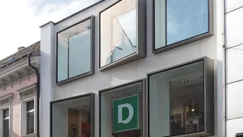 Expose Erstklassige Retail - Location - Top Antritt - mitten in der Welser Fußgängerzone !!