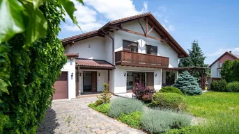 Expose Geräumiges 6-Zimmer-Einfamilienhaus inmitten wunderschöner Natur