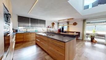Expose Großzügiges Neubau-Einfamilienhaus mit Ferienwohnung in traumhafter Aussicht zu verkaufen!