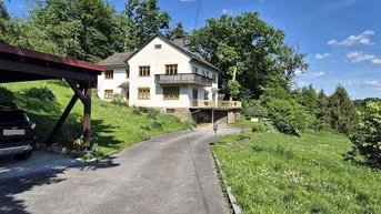 Expose Zweifamilienhaus in erhöhter, sonniger Lage nahe dem Stubenbergsee!