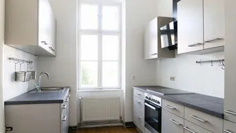 Expose Studentenhit mit Balkon mitten in Krems - 2 Zimmer Wohnung