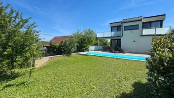 Expose Familientraum am Hackenberg mit Weingartenblick, Pool & High-End-Ausstattung
