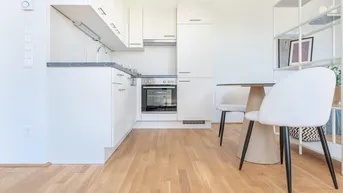 Expose Top-Wohnung mit Balkon nahe Millenium City