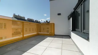 Expose Provisionsfrei - Dachgeschoss mit Terrasse – urbanes Wohnen über den Dächern