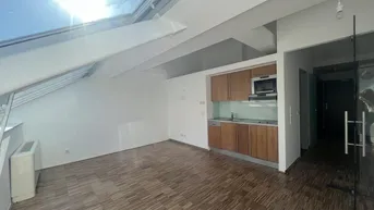 Expose Dachgeschosswohnung - perfekt für Pärchen
