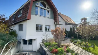 Expose Familienidylle in Oberlisse – Gepflegtes Eigenheim in bester Lage