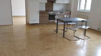 Expose Privat! Perfekte WG - 105m² 4 -Zimmer Wohnung nahe FH und Polizeischule