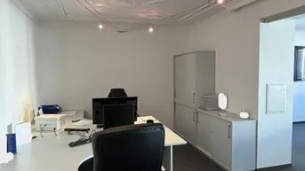 Expose Modernes Büro, oder Praxisraum mit Terrassennutzung und Gemeinschaftsräumen für Empfang oder Wartebereich