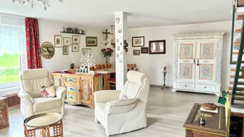 Expose Schmuckstück mitten im Sternenpark Attersee-Traunsee - 203m², 8 Zimmer - nur 495.000,00 €!