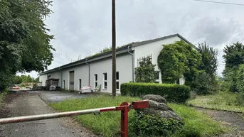 Expose Halle mit großem Grundstück in Sierning – vielseitig nutzbar