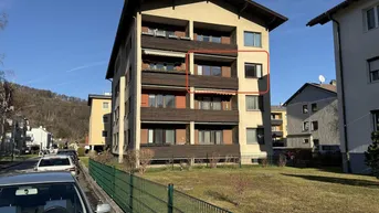 Expose Tolle Südlage mit Loggia und Ausblick!