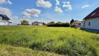 Expose Ebenes Baugrundstück am Stadtrand!