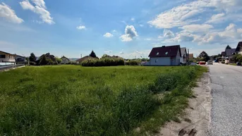 Expose Baugrundstück, eben und Waldnah