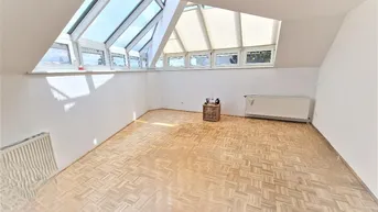 Expose WUNDERBARE DACHGESCHOSSMAISONETTE in absoluter RUHELAGE beim MARCHFELDKANAL!