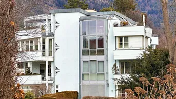 Expose Wunderschöne Dachgeschoßwohnung im Villenviertel / Saggen ab sofort verfügbar.