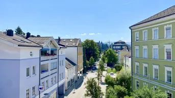 Expose Am Graben: 70 m² Dachgeschosswohnung mit atemberaubendem Ausblick - Haus B Top 37