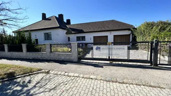 Expose Einfamilienhaus mit großem Garten und Schneebergblick im Dornröschenschlaf - Oberwaltersdorf