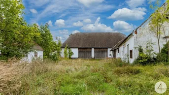 Expose Geschlossener Bauernhof mit großem Stadel!