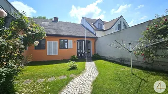 Expose Ihr neues Einfamilienhaus mit Garten und Stellplatz!